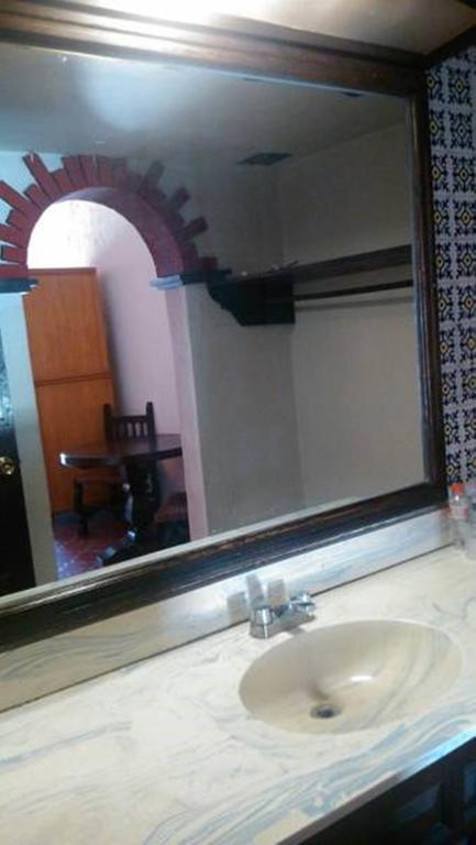 Hotel Parador Santa Cruz Creel Room photo