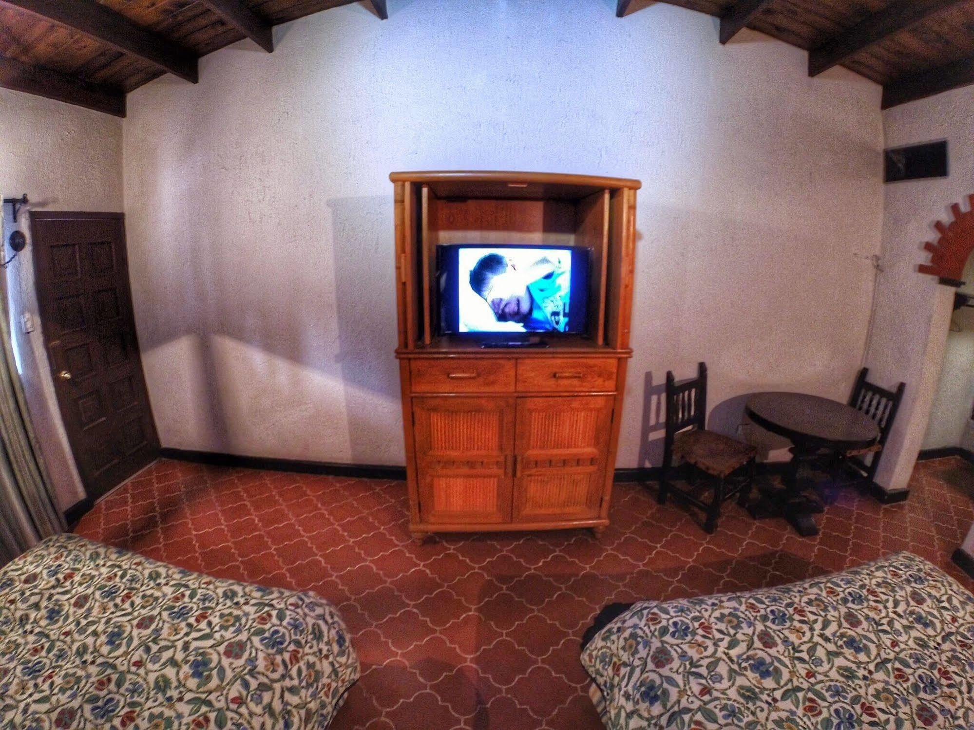Hotel Parador Santa Cruz Creel Exterior photo